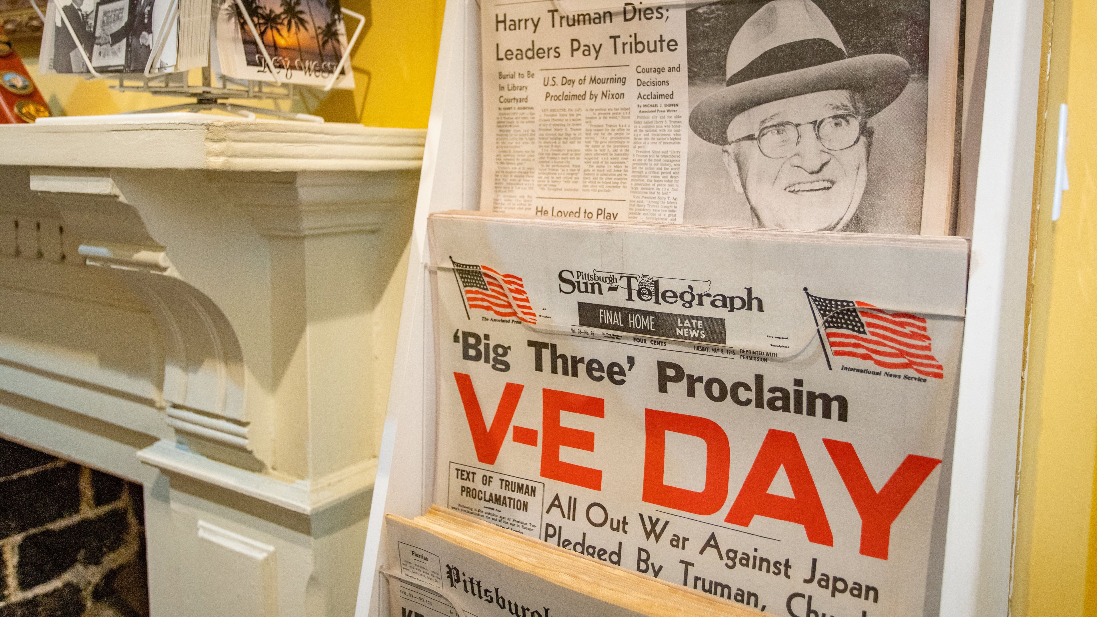 Key West Historic District featuring signage