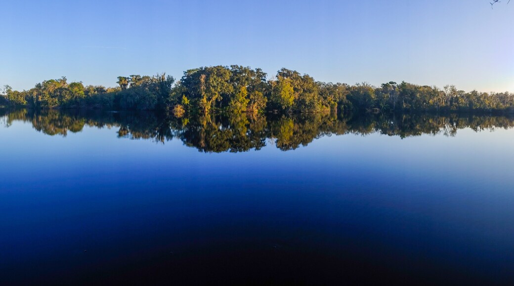 สแปนิช เลคส์ แฟร์เวย์ส