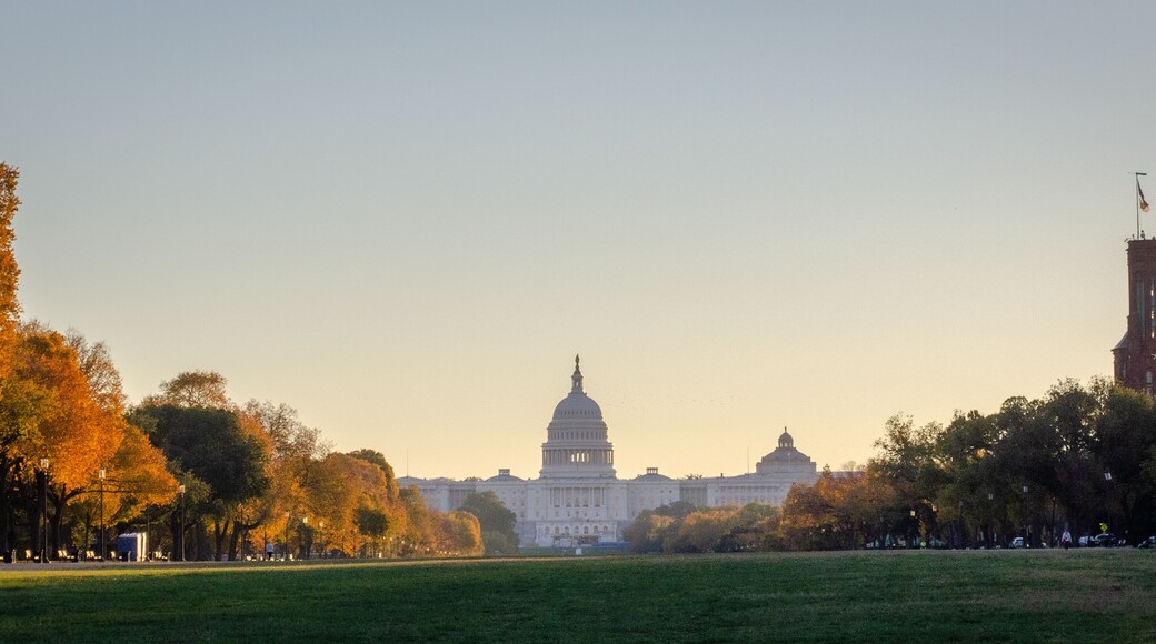 Smithsonian Castle, Smithsonian Institution Building in Washington D.C.