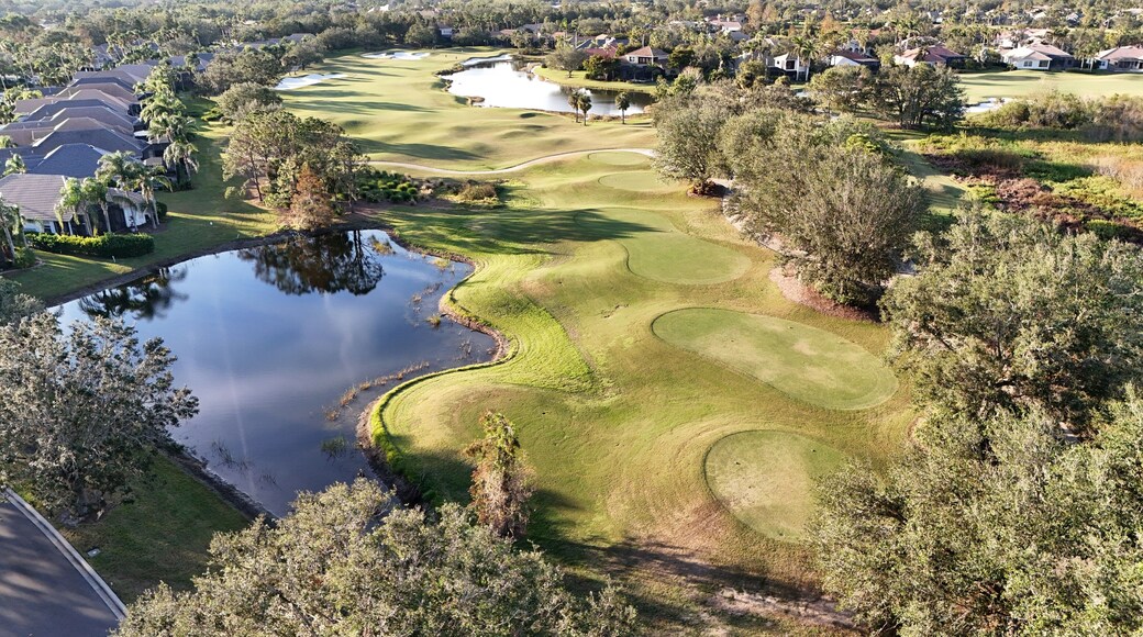 one of the many Lakewood Ranch golf courses in Bradenton, Florida