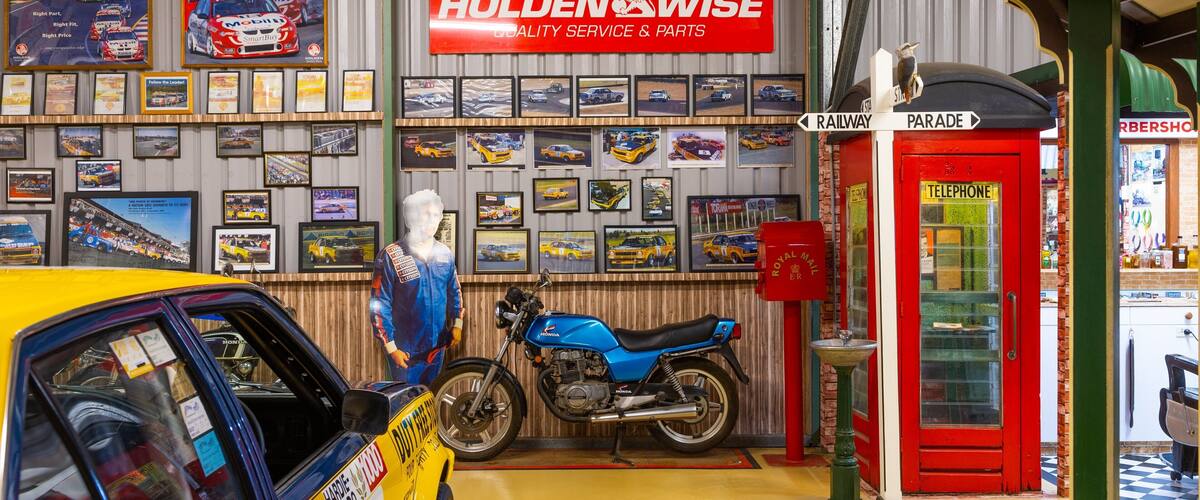 Bob\'s Shed featuring interior views