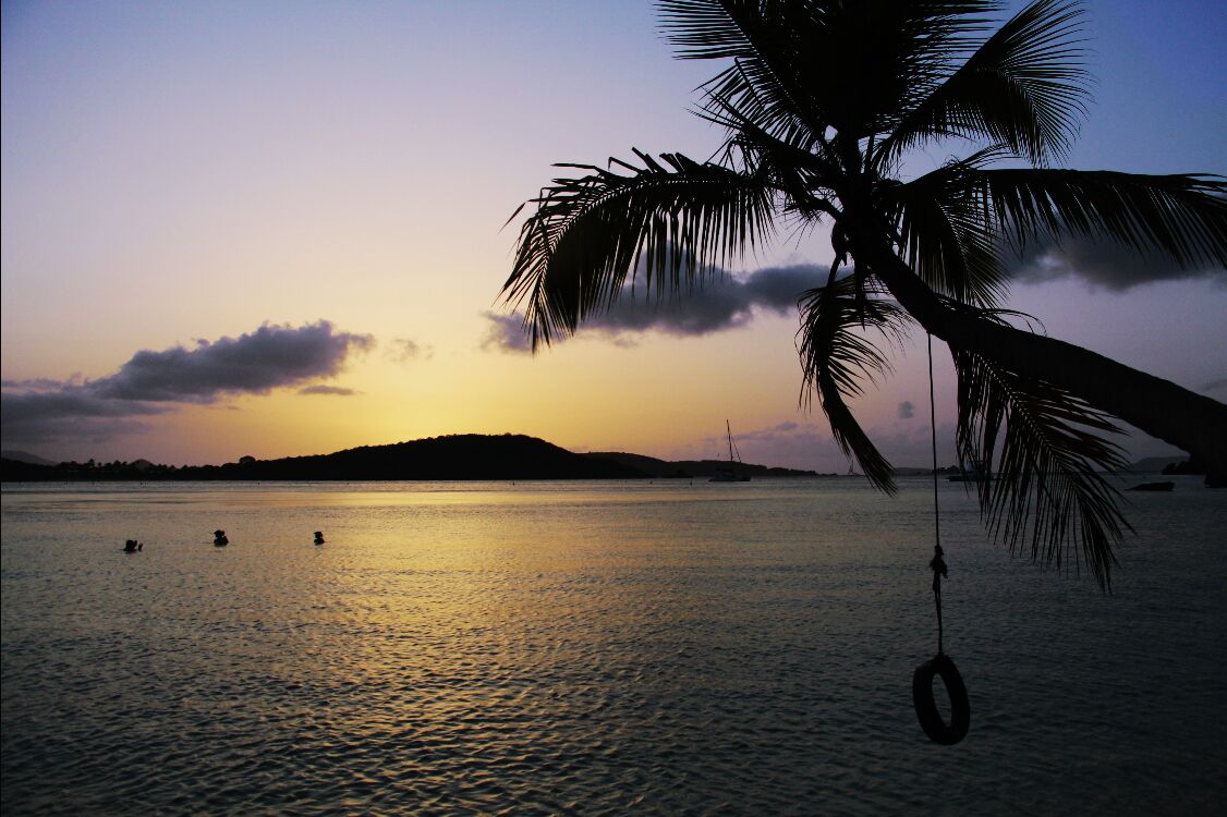Incredible place and evening with the right light, just enough sand, cool water, great friends and just enough libation. #BestOf5 #beachbound