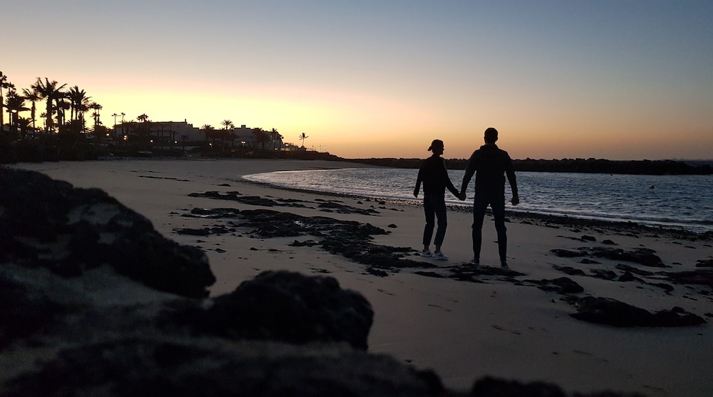 Amazing sunrise in Lanzarote :)
https://www.darekandgosia.com/lanzarote-canary-islands/