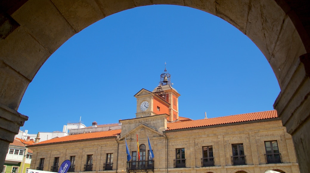 Plaza de Espana showing heritage elements and a city