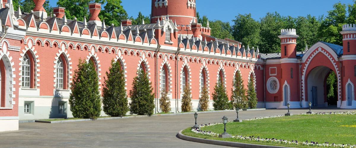 Petrovsky travel Palace in Moscow on the Leningradsky prospect, Russia. It was built in 1776-1780-ies by the architect Matvey Kazakov and is an example of Russian neo-Gothic architecture