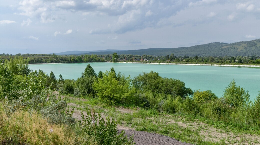 Raión de Nazarovsky