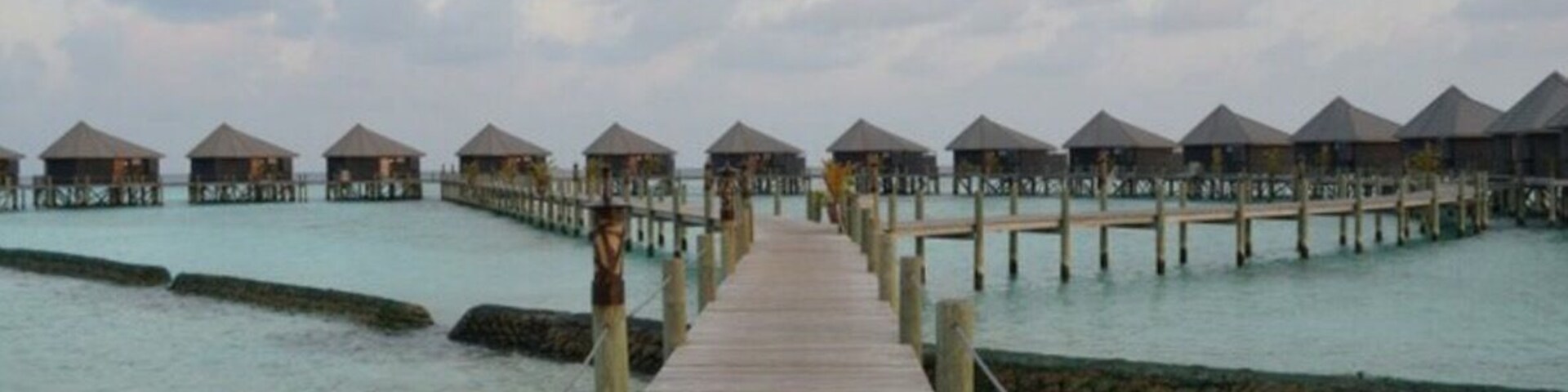 If you can lie on the decking of a water villa all day and don't mind that it only takes 10 minutes to walk around the island, then this island in the Maldives is definitely for you! Amazing food, cocktails and service! #Maldives #Komandoo #IndianOcean #WaterVilla