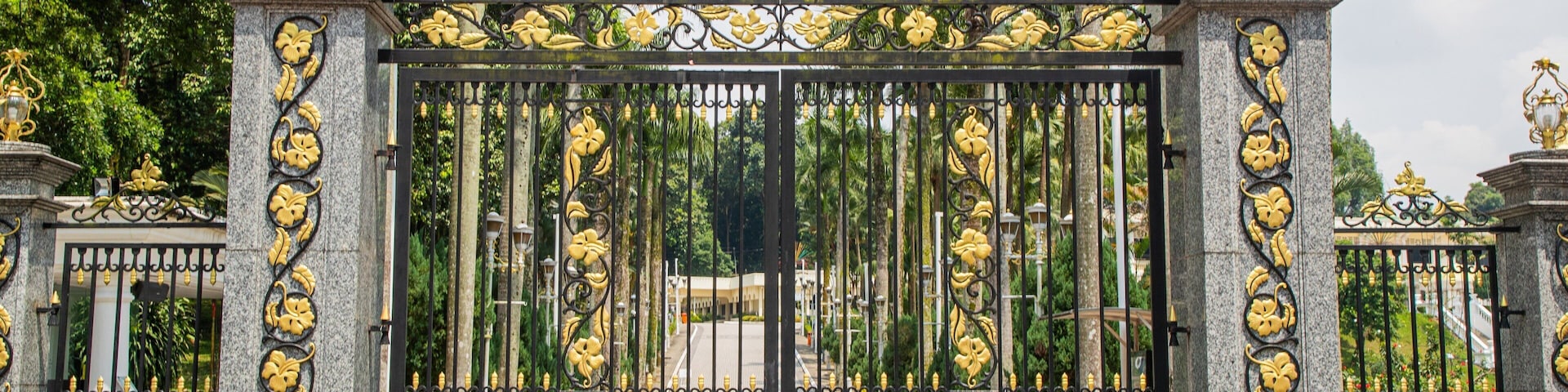 St Maarten and St Martin