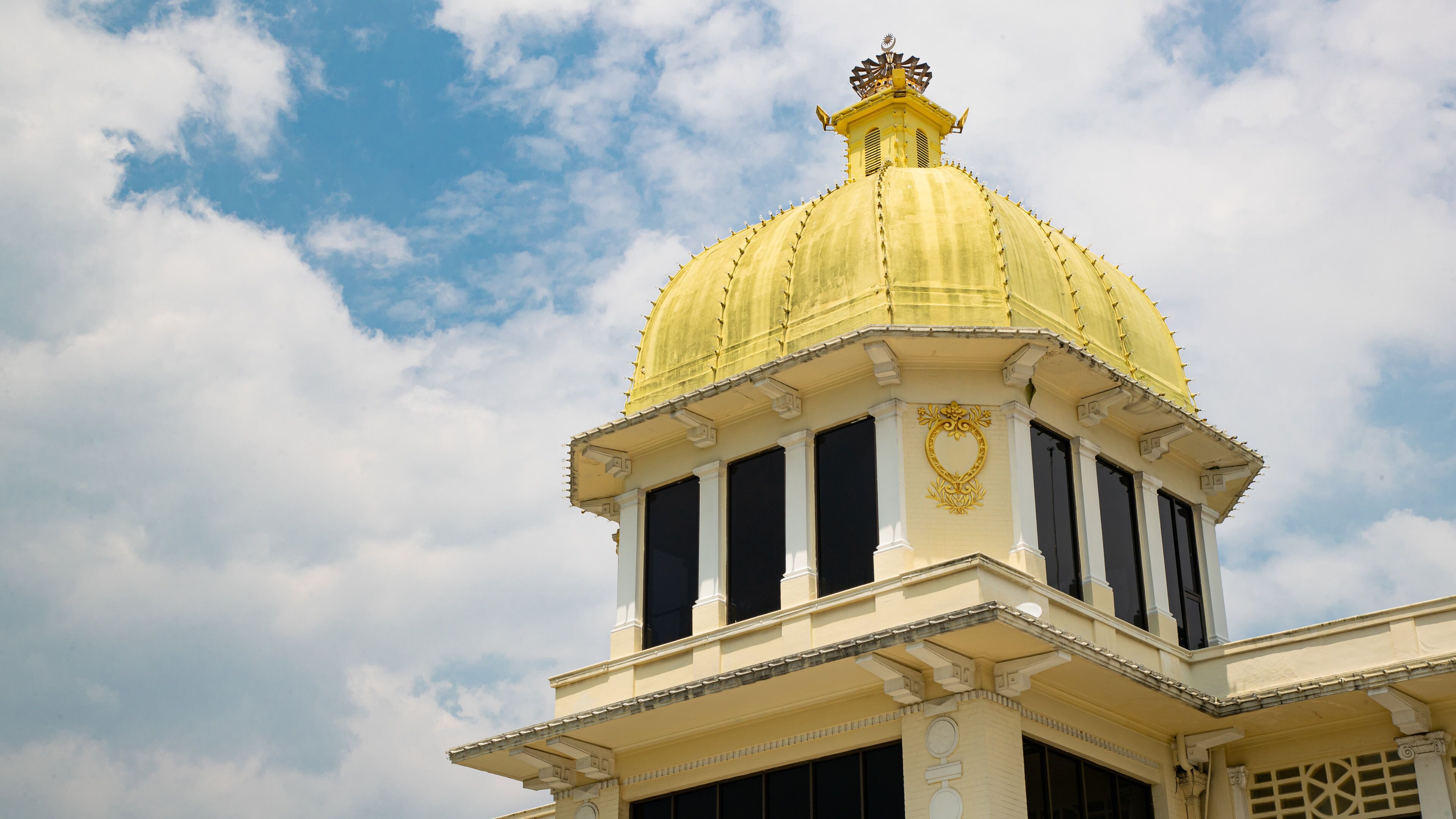 Kuala Lumpur showing heritage elements