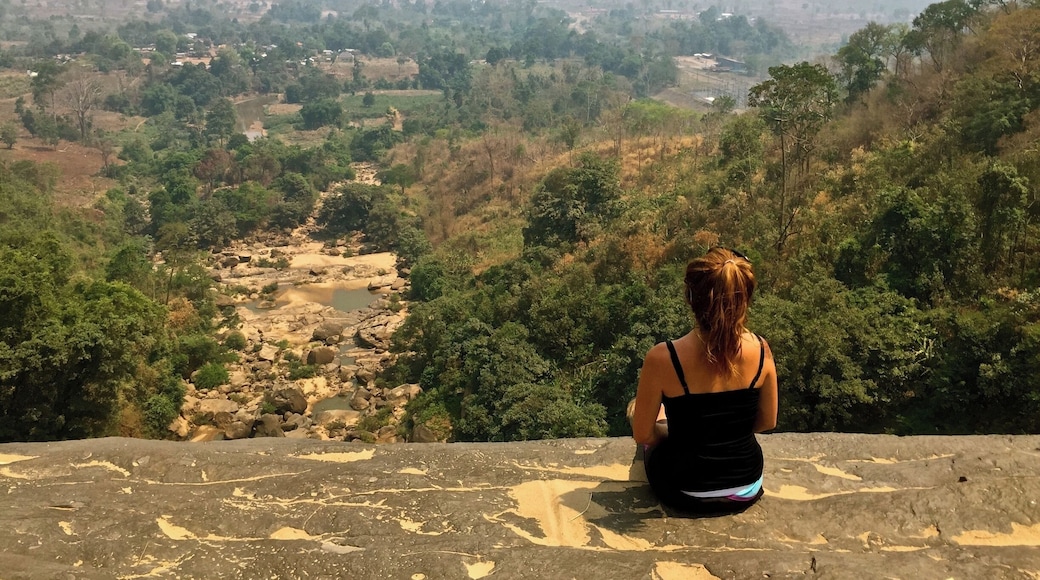 10 KM south of Tad Lo, along the #Bolaven Plateau, rests Tad Soung. I went in April, before the rainy season, so the actual waterfall was dried up. Did make for a beautiful view!