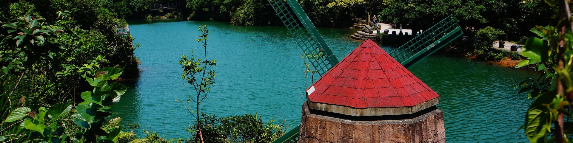 情人湖 Lovers Lake