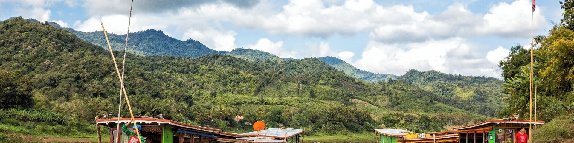 Taking the slow boat down the Mekong River in Laos.
We took a boat from the Thai-Laos border to Luang Prabang, Laos for a two day journey. Honestly, we were expecting boredom and poor living conditions. Instead, we had two days of unbelievably beautiful scenery, a great stay in the tiny town of Pakbeng, and made one of our favorite memories in Southeast Asia.
Read more (and see many more great photos): http://www.earthtrekkers.com/slow-boat-mekong-laos/
#slowboat #mekong #laos
