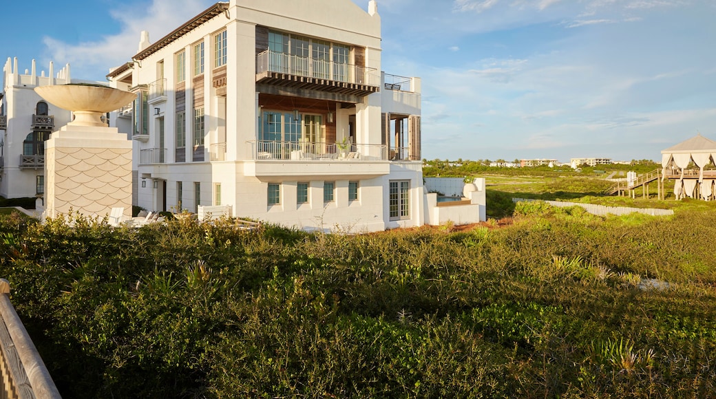 Exterior of beach house Gulf of Mexico