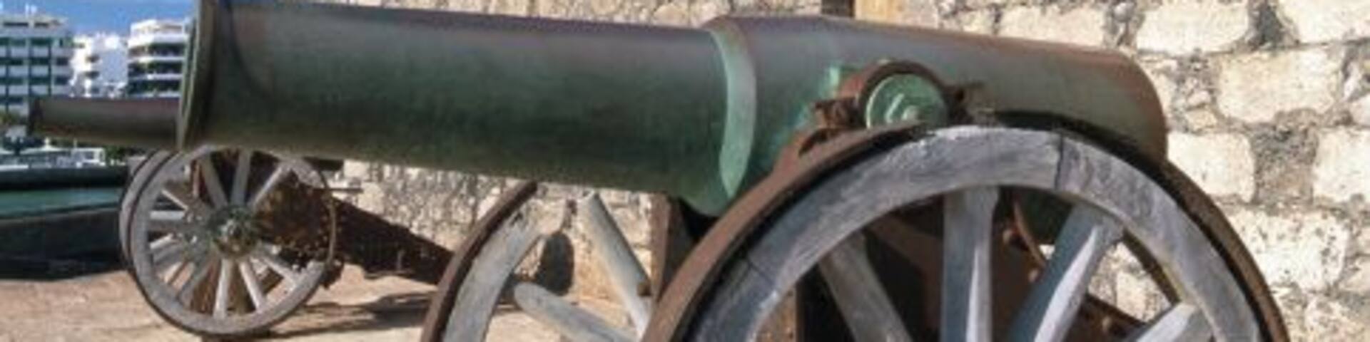 Canary Islands, Lanzarote, Castillo de San Jose, cannon