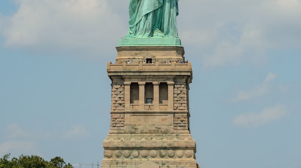 statue of liberty