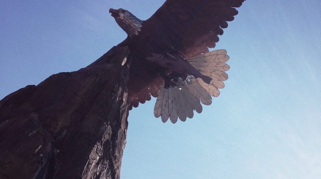 Giant sculpture of an eagle at the Jackson Rancheria.