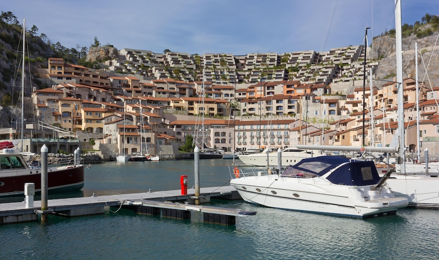 MG41FC Luxury boats moored at the marina in Portopiccolo, near Trieste, Italy