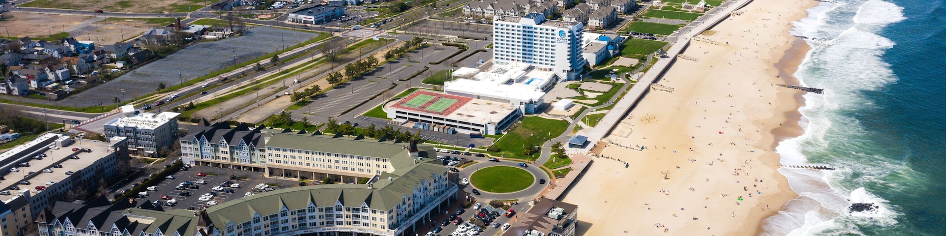 Pier Village Long Branch Beach During Coroanvirus Pandemic