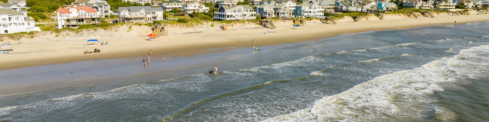 Beachfront real estate in Corolla Beach North Carolina outer banks