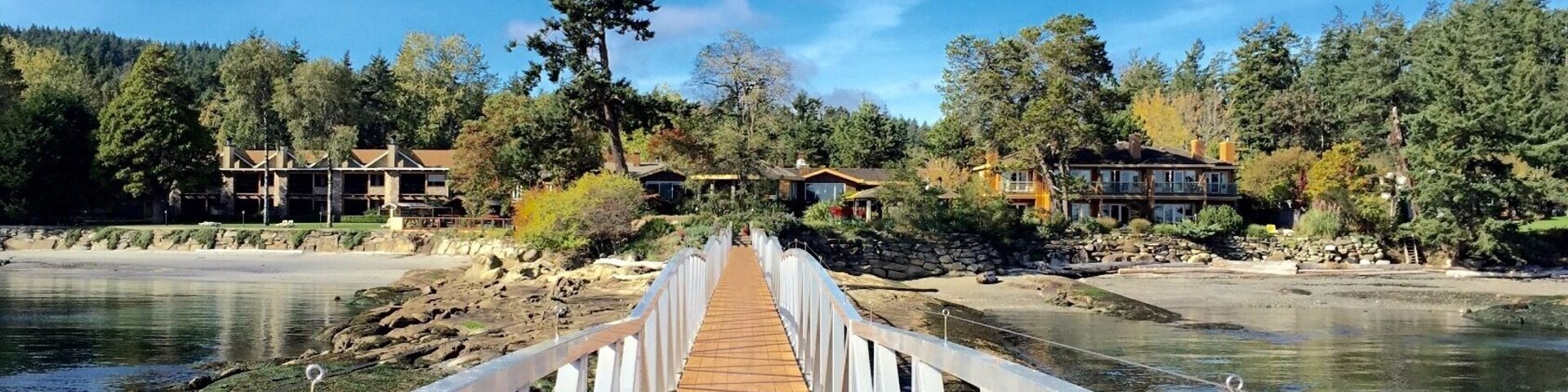 A beautiful place to stay on the island. The food is awesome too at the historical estate.