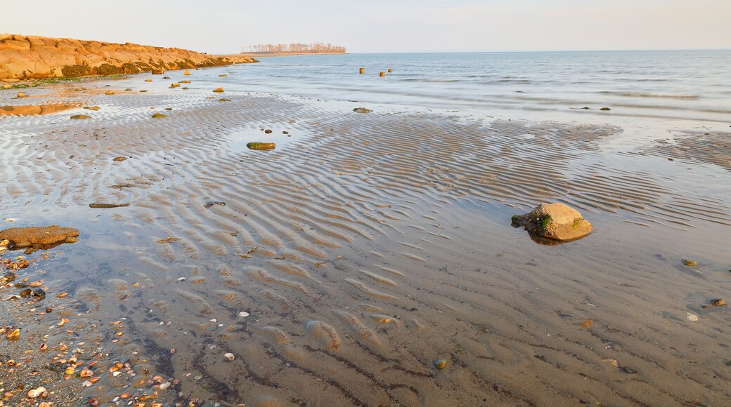 Silver Sand Beach at Sunset, Milford, Connecticut, USA. Silver Sands State Park is a public recreation area located on Long Island Sound in the city of Milford, Connecticut.