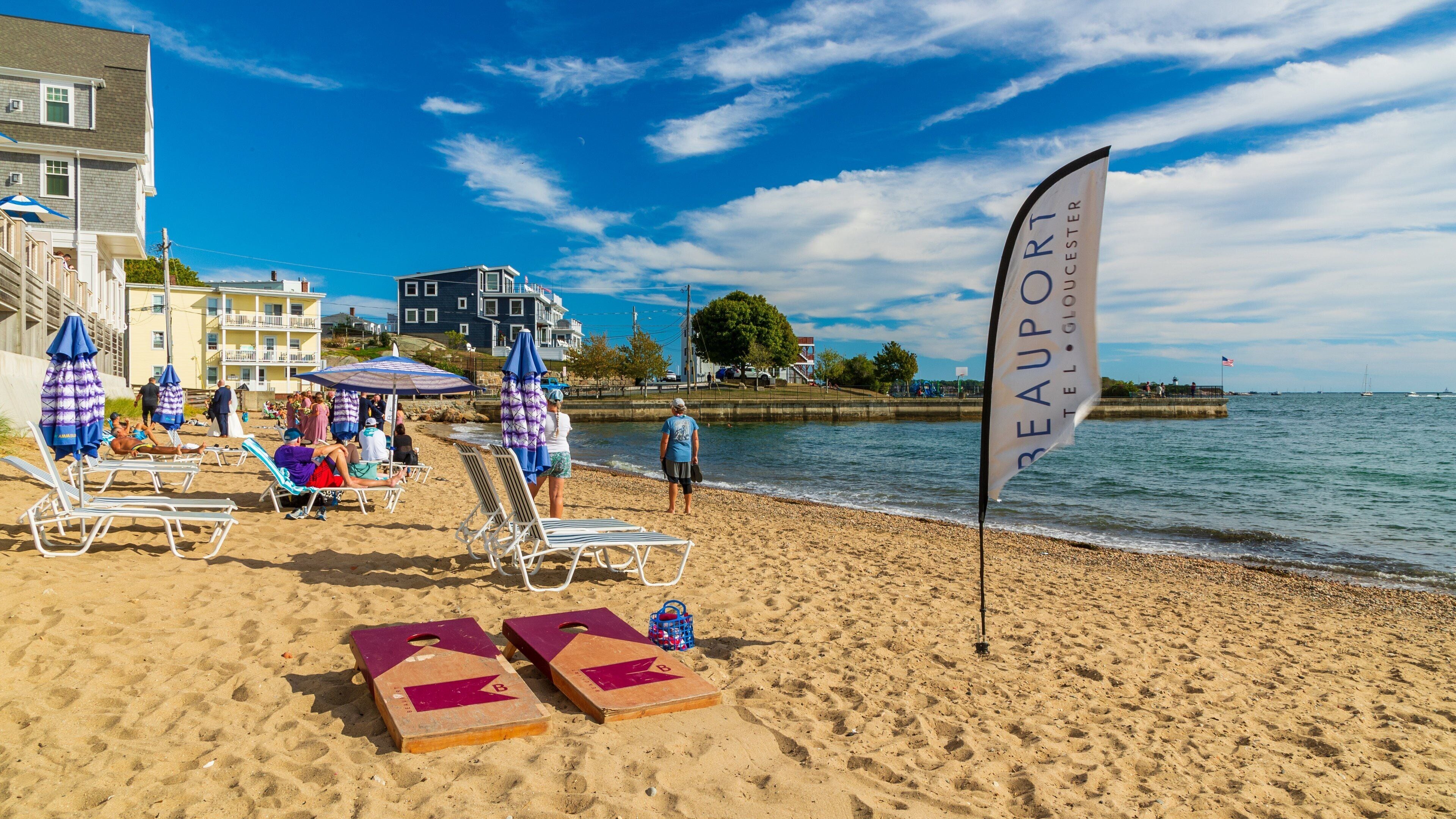 Pavilion Beach showing a beach and general coastal views