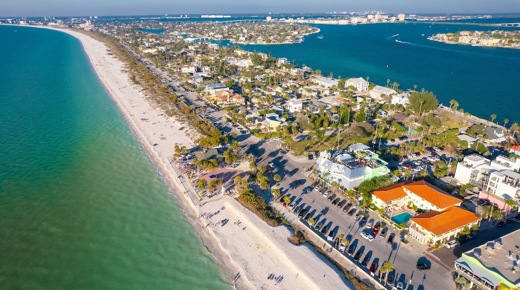 St. Pete Beach Florida and Pass-a-Grille Beach park in US St. Petersburg FL. Florida Beaches. Spring break or Summer vacation. Beautiful seascape. Ocean beach, Hotels and Resorts. Gulf of Mexico shore