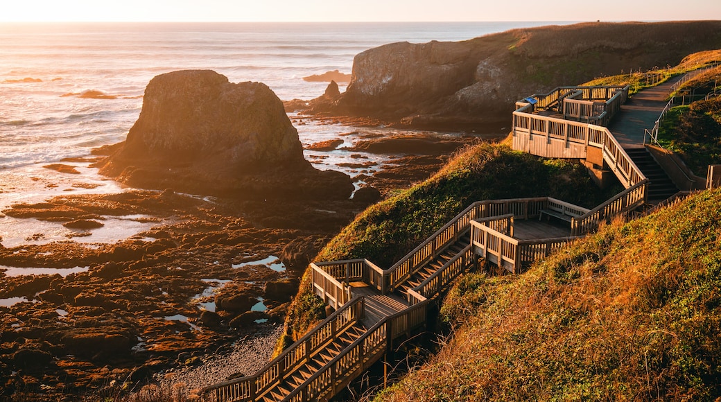 Wooden stairs to beach, misty day, Yaquina Head Lighthouse, Agate Beach, Newport, Oregon coast