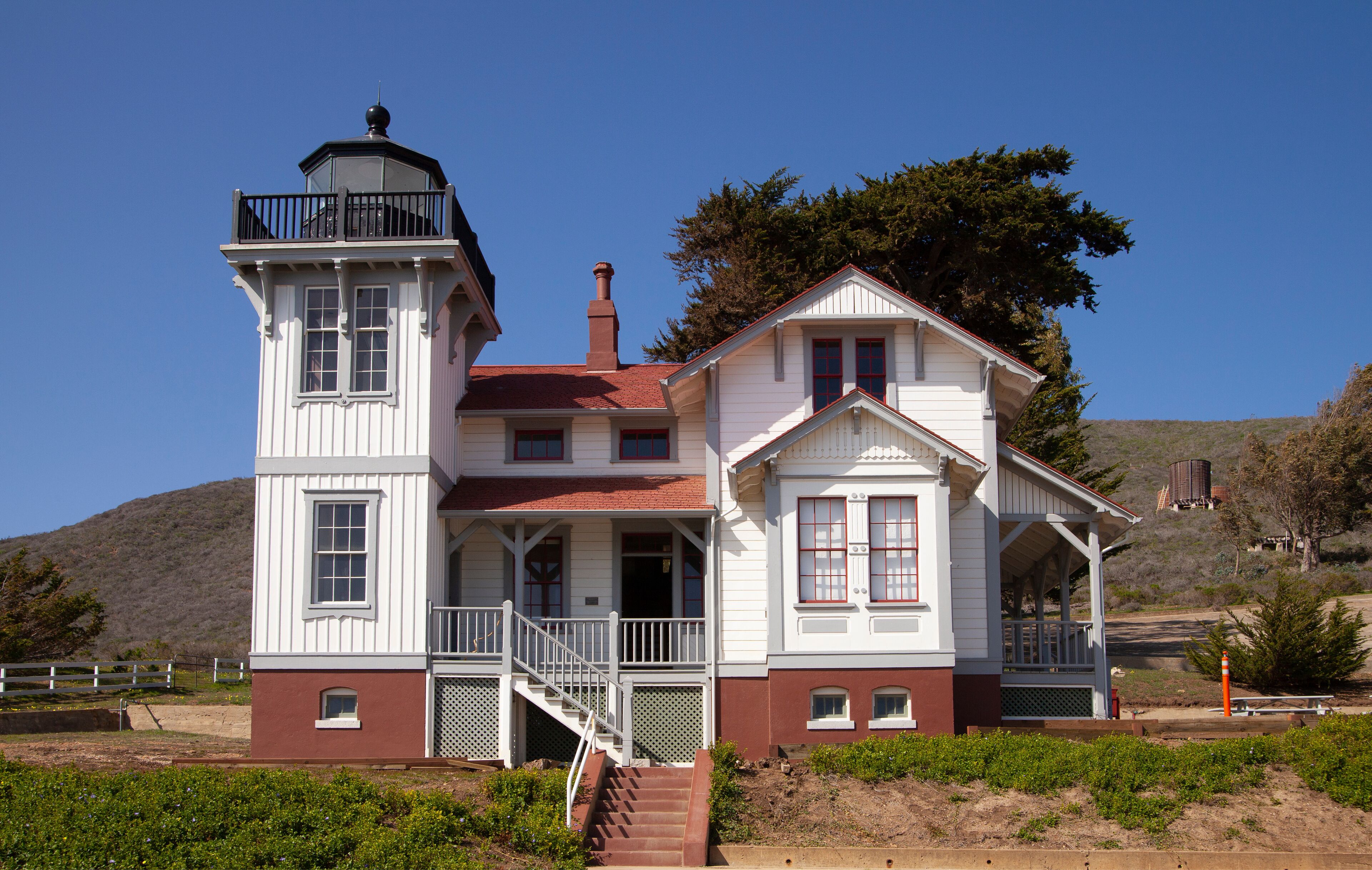 Front of Victorian Lighthouse on the central coast of California. San Luis Lighthouse, Port San Luis, Avila Beach