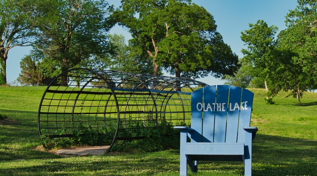 Lake Olathe Park