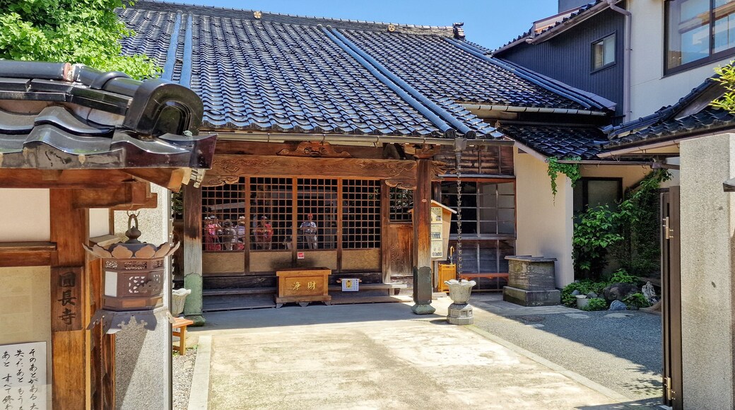 Beautiful details on the traditional buildings in the Higashi Chaya district of Kanazawa, Japan