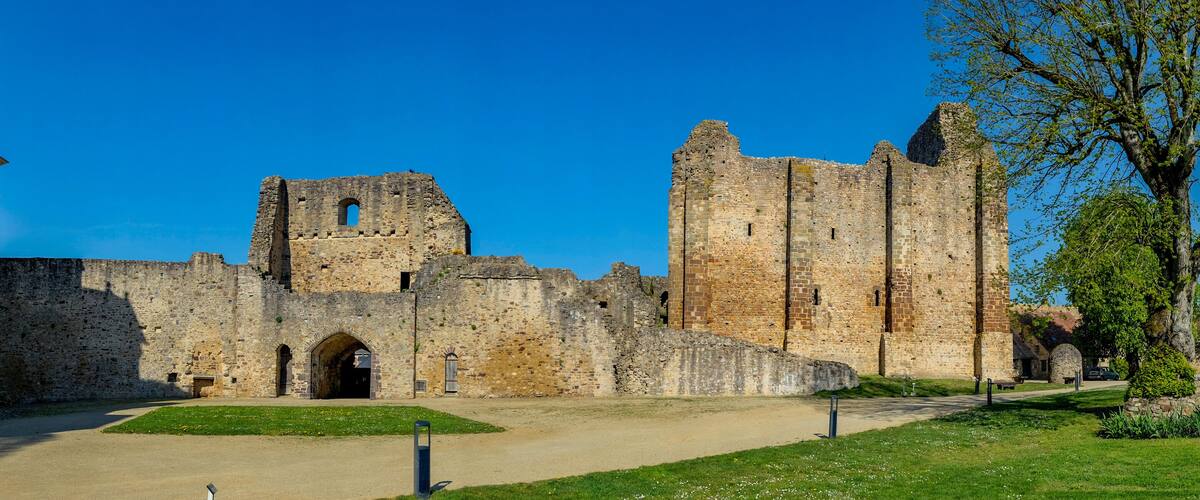 Intérieur du Château de Ste Suzanne
