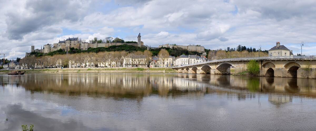 CHINON