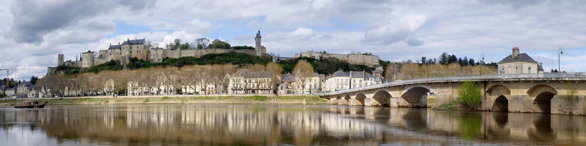 CHINON