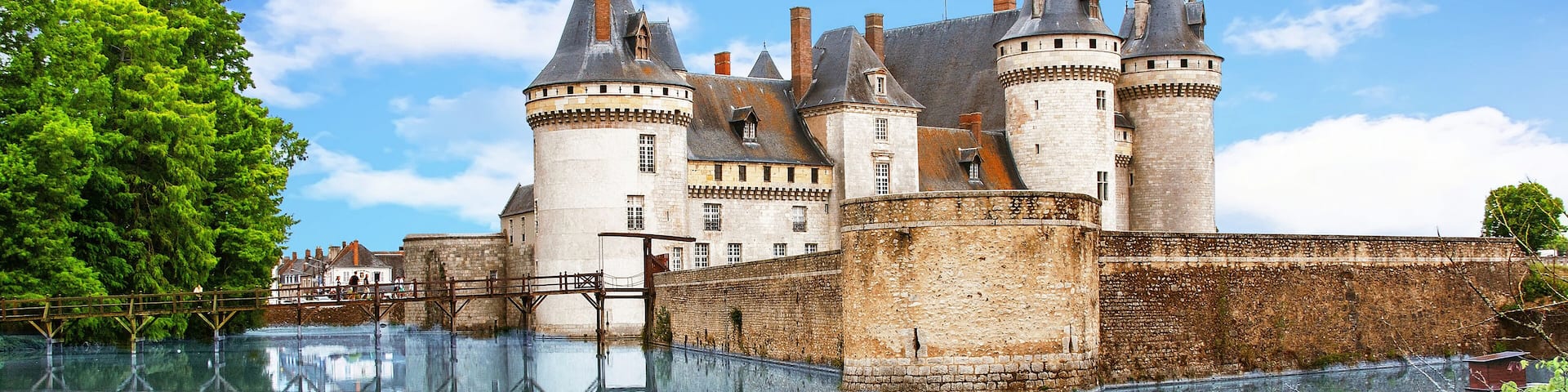 Château de Sully sur Loire, Loiret, Val de Loire, France