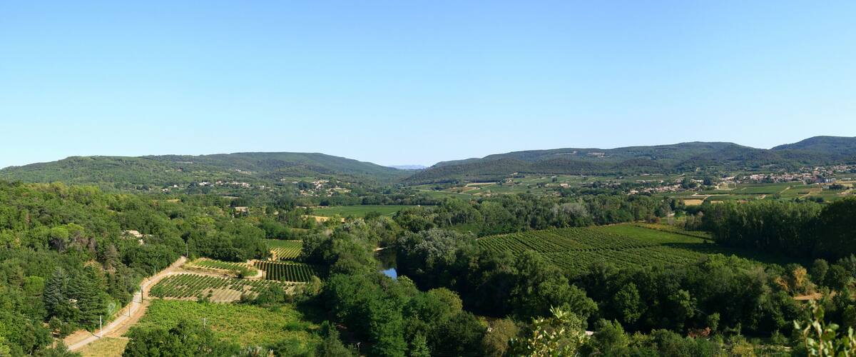 la vallée de la Cèze dans le Gard
