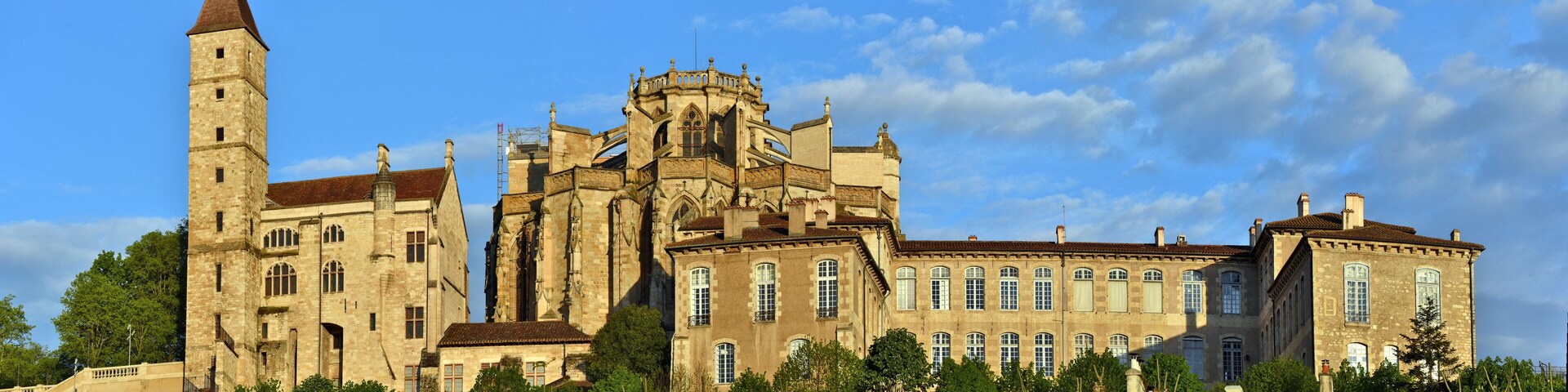 Ancient Auch cityscape