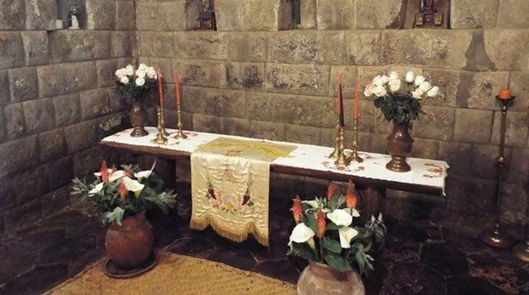 Catholic chapel in original Incas room!!!!