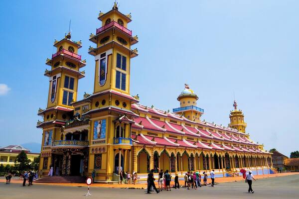 Cao Dai Temple is located in the city of Tay Ninh, about 80 Km from Ho Chi Minh City, Vietnam. Also known as Holy See, in this temple takes place a beautiful religious ceremony of the Caodaism, which is a monotheistic religion officially established in the city in 1926.