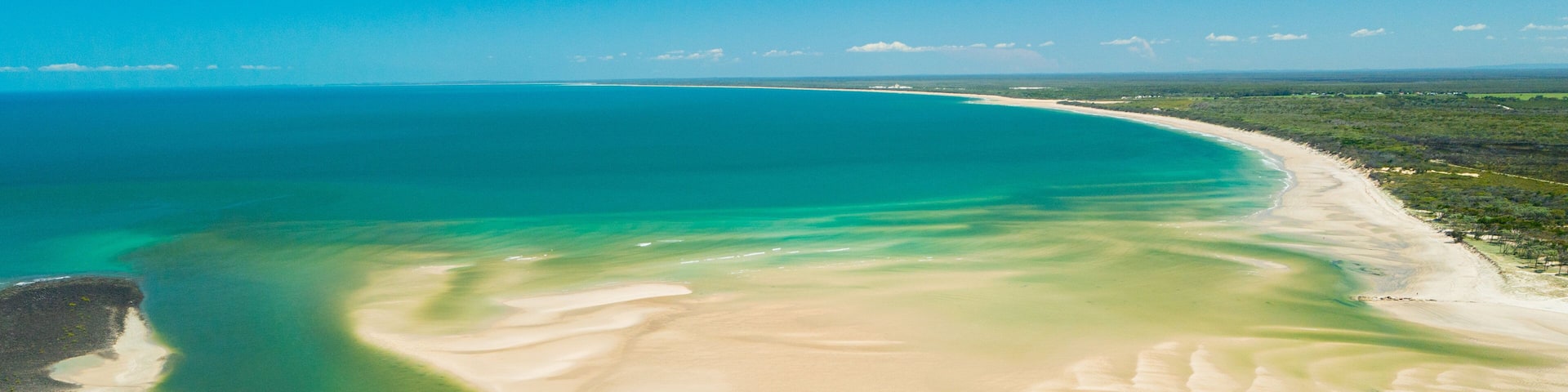 Elliot Heads Beach showing a beach, landscape views and general coastal views