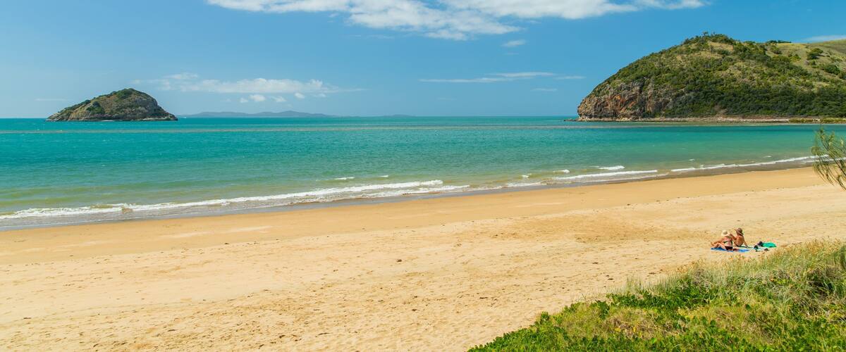 Kemp Beach featuring general coastal views, island views and a beach