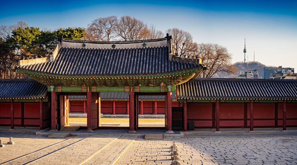 Changdeokgung Palace
