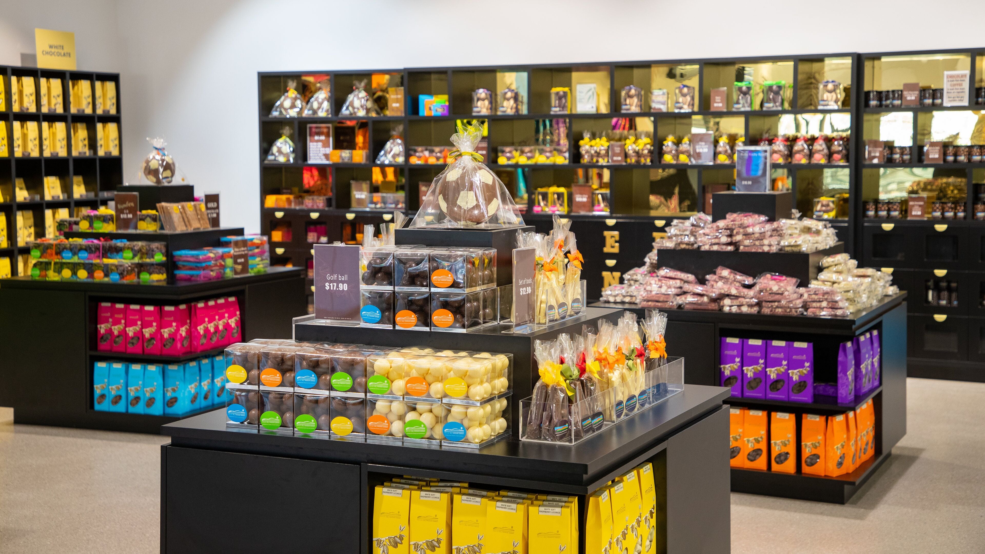 Barossa Valley Chocolate Company featuring interior views and shopping