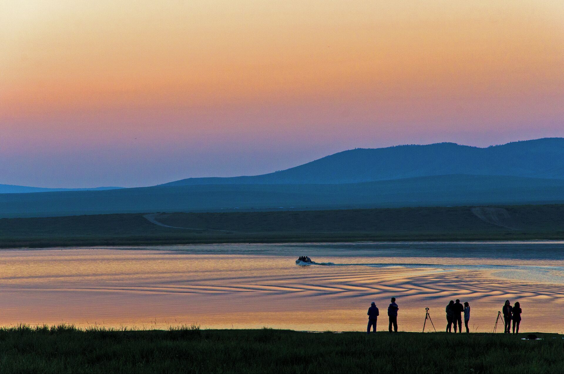 Evening at Gun lake, Altanbulag soum, Selenge province, Mongolia