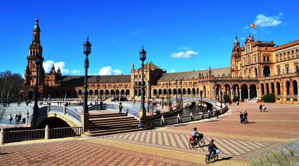 This is a photo of a monument indexed in the Spanish heritage register of Bienes de Interés Cultural under the reference RI-51-0003936.