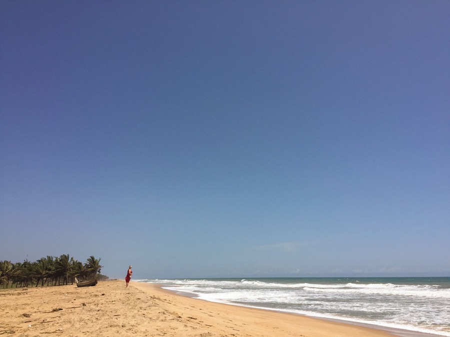 My favourite part of Ghana: the Volta Region doesn't disappoint /and Ada Foah is about 3 hours by trotro from Accra/. The people and the views are full of sunshine!
#Trovember
P.S. You can read more about it here--
https://bit.ly/2BcC4Gk