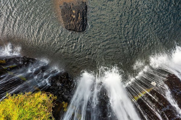 Millstream Falls National Park which includes a cascade and a lake or waterhole