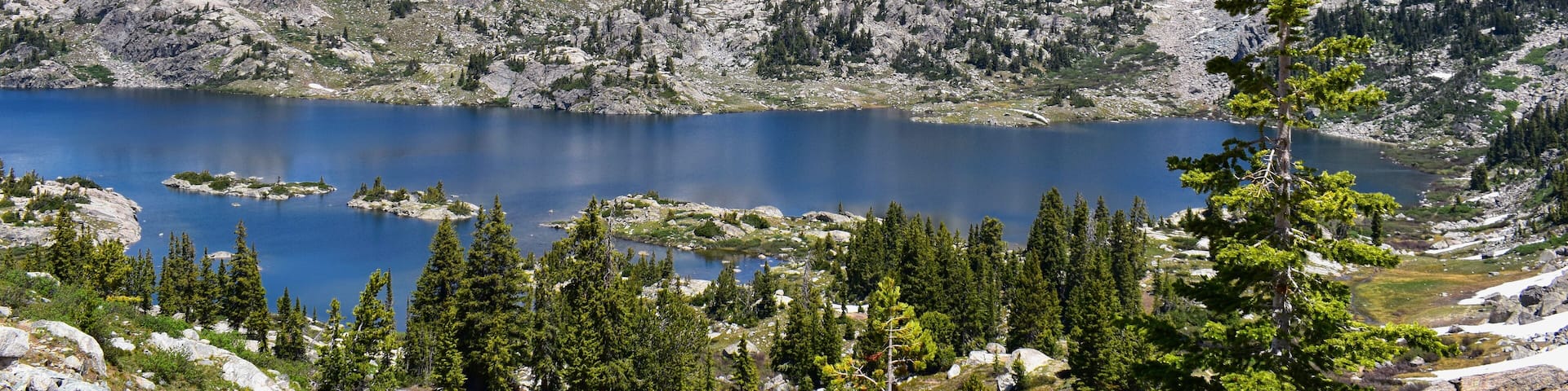 Island Lake in the Wind River Range, Rocky Mountains, Wyoming, views from backpacking hiking trail to Titcomb Basin from Elkhart Park Trailhead going past Hobbs, Seneca, Upper and Lower Jean Lakes as