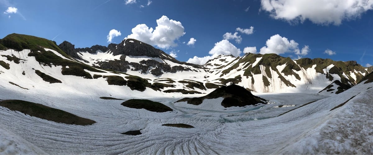 Schrecksee in May 
#hiking
#aquatrover