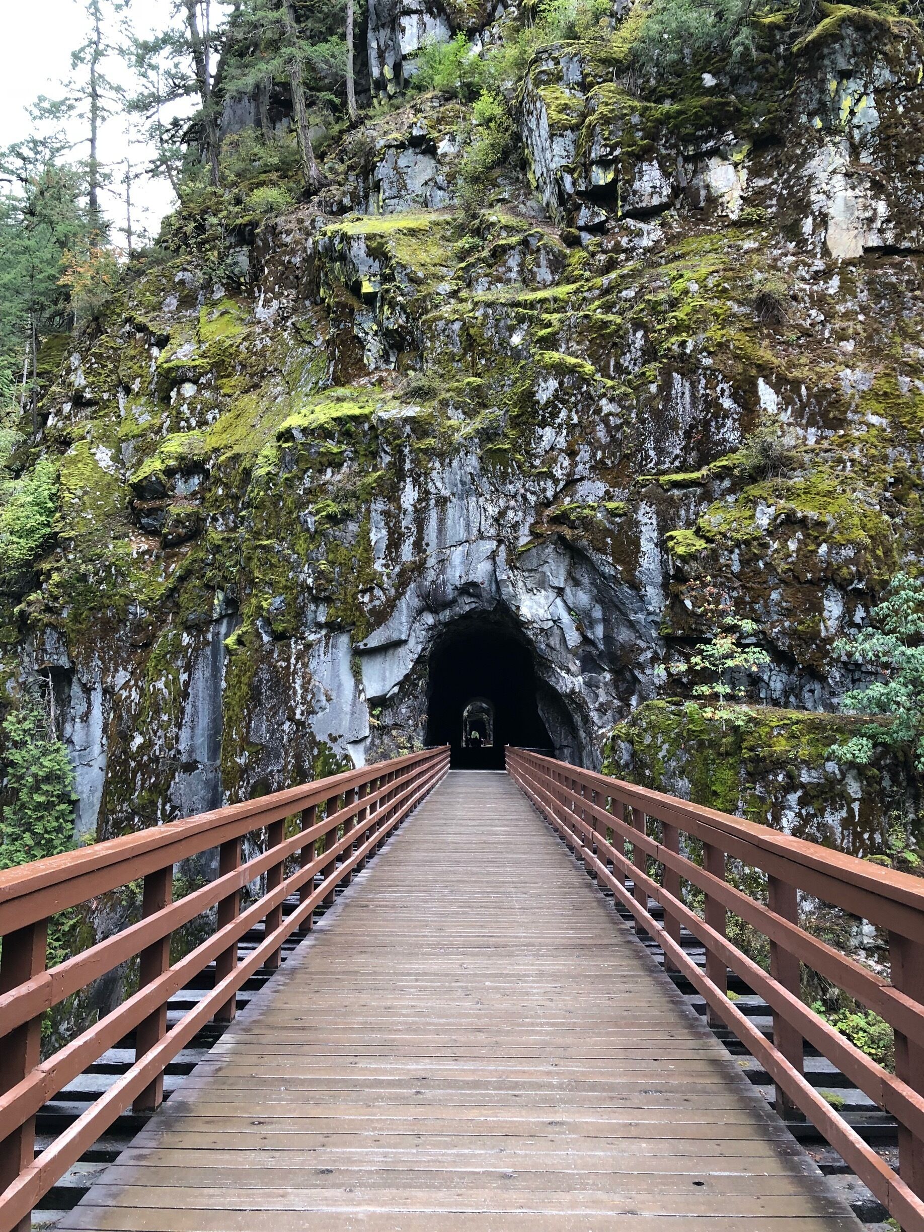Othello Tunnels, early 1900’s railway tunnels built through a granite mountain. Easy 3.5km hike through trees, rivers and dark tunnels. #trovember